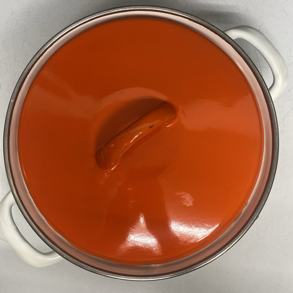 Daisy Flower 8” Diameter Enamel Stockpot Two Handle Pan Matching Lid - Picture 7 of 17